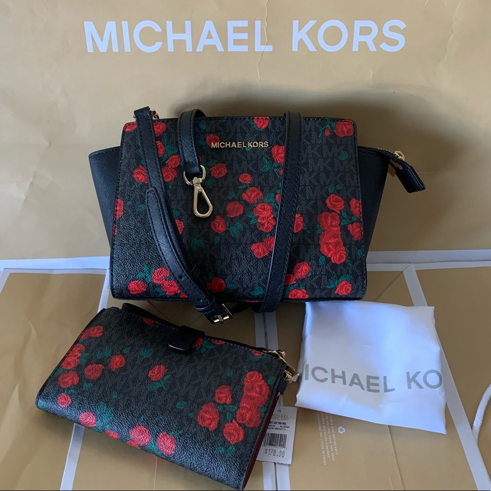 ***SOLD*** Michael Kors Selma Crossbody & Wallet - Picture 8 of 8